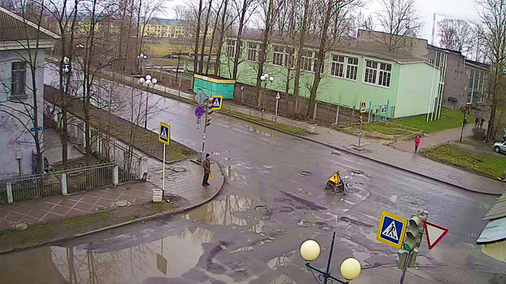 Перекрёсток Комсомольская - Горького